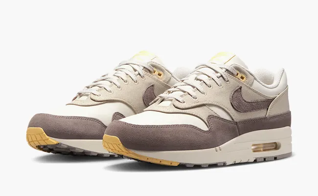 Кроссовки Nike Air Max 1 Premium «Light Bone Cave Stone» kremovye