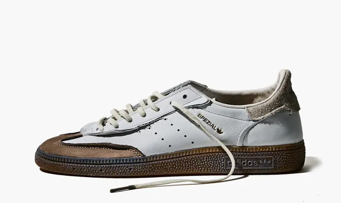 Кроссовки Adidas Handball Spezial x Invincible «Terrace Redefined Pack - Crystal White» belye