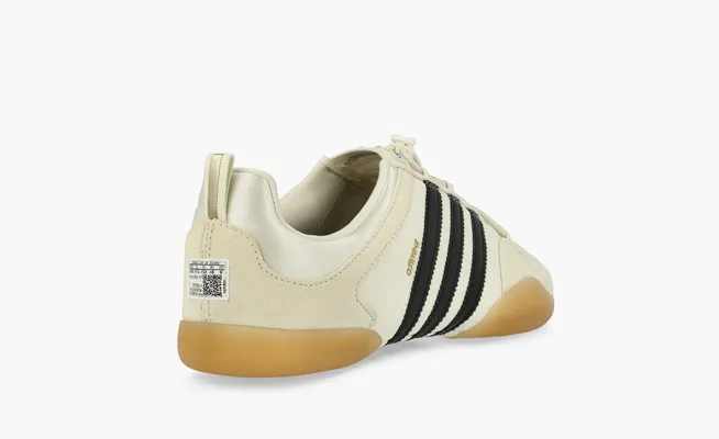  Adidas Ballerina x Bad Bunny «Off White Black Gum» kremovye