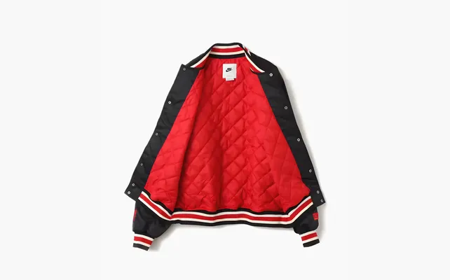  Nike Authentics x Liverpool FC Jacket SE «Air Max Collection» chyernye