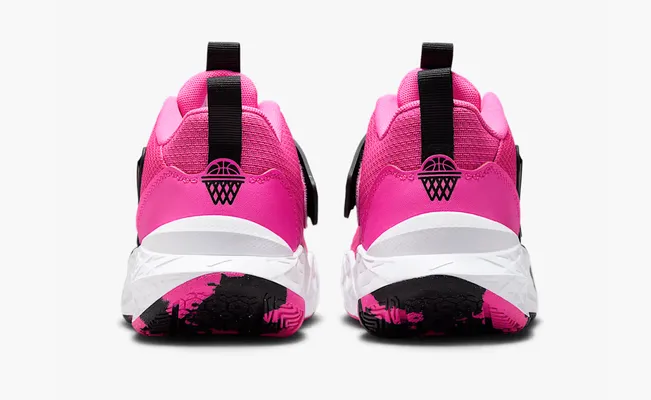 Кроссовки Nike Team Hustle D12 GS «Laser Fuchsia» розовый