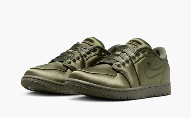Кроссовки Air Jordan 1 Low Method of Make WMNS «Satin Medium Olive» zelyenye