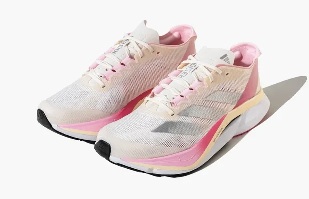  Adidas Adizero Boston 12 «Chalk White Clear Pink» kremovye