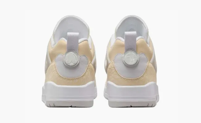 Кроссовки Air Jordan Spizike Low «Sanddrift» кремовый