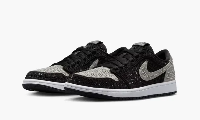 Кроссовки Swarovski x Air Jordan 1 Low OG WMNS  «Crystal» chyernye