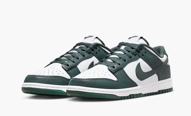 Кроссовки Nike Dunk Low  «Vintage Green» zelyenye