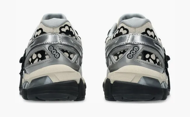  Asics Cecilie Bahnsen x Gel Kayano 20 «Vanilla Pure Silver» kremovye