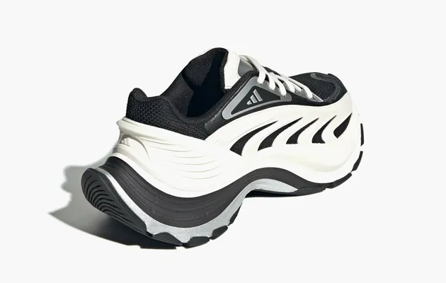  Adidas XLG Metawave «Core Black/Cloud White» belye