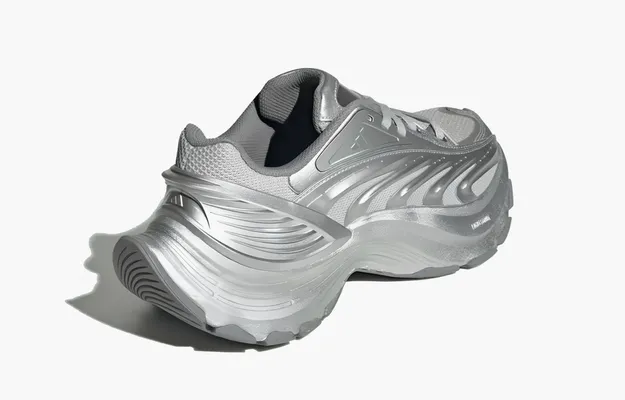  Adidas XLG Metawave «Silver» serebryanyy
