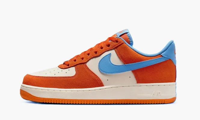 Кроссовки Nike Air Force 1 '07 LV8 «Safety Orange University Blue» oranzhevye