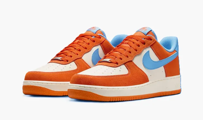 Кроссовки Nike Air Force 1 '07 LV8 «Safety Orange University Blue» oranzhevye