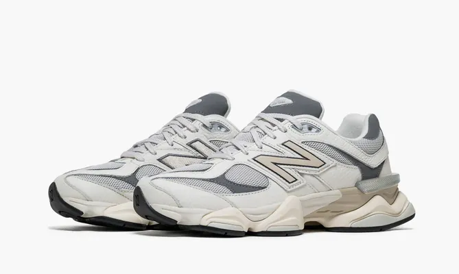 Кроссовки New Balance 9060 «Sea Salt Castlerock» belye