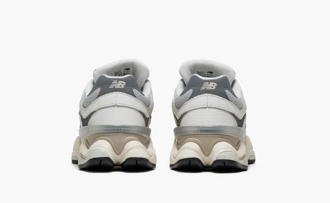 Кроссовки New Balance 9060 «Sea Salt Castlerock» belye