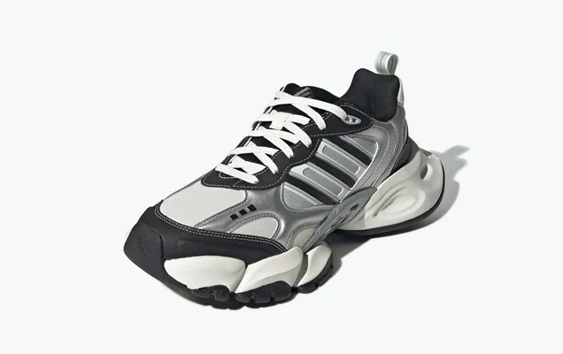  Adidas XLG Runner «Black Metallic Silver» металлическийheskiy