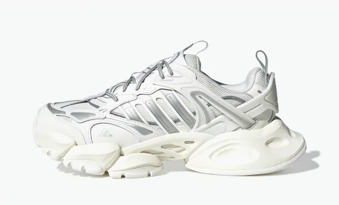  Adidas XLG Runner Deluxe «Core White Silver Metallic» belye