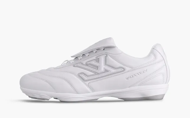 Louis Vuitton Louis Vuitton Footprint Soccer Sneakers «White» belye
