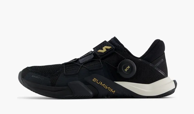 Кроссовки New Balance Minimus TR BOA v2 WMNS «Phantom Gold Metallic» chyernye