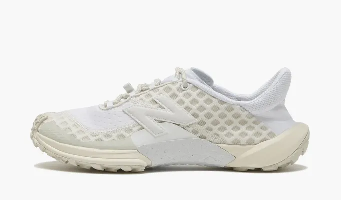 Кроссовки New Balance Minimus Trail «Angora» kremovye