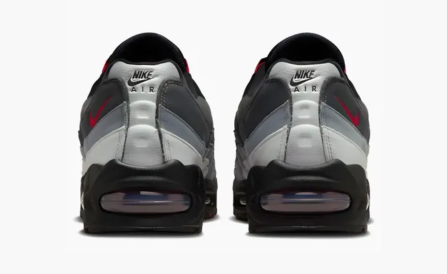 Кроссовки Nike Liverpool F.C. x Air Max 95 OG «You’ll Never Walk Alone» chyernye