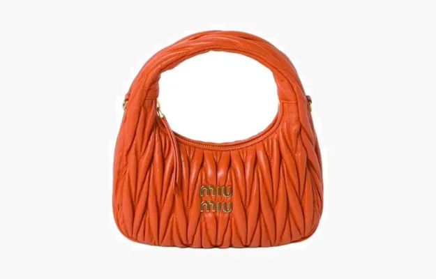 Сумки Miu Miu Wander Matelassé Nappa Leather Hobo Bag «Orange» оранжевый