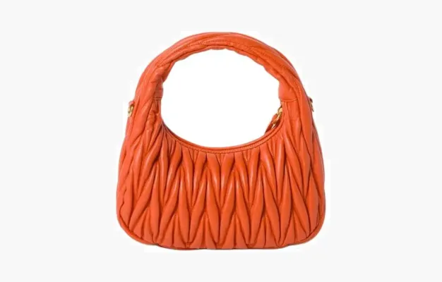 Сумки Miu Miu Wander Matelassé Nappa Leather Hobo Bag «Orange» оранжевый