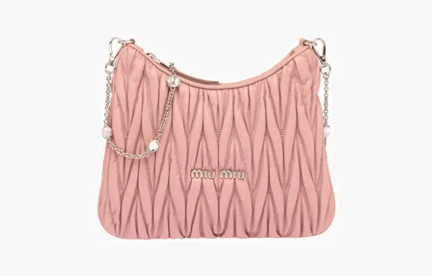 Сумки Miu Miu Matelasse Nappa Leather Shoulder Bag «Opal» розовый
