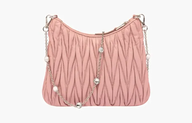 Сумки Miu Miu Matelasse Nappa Leather Shoulder Bag «Opal» розовый