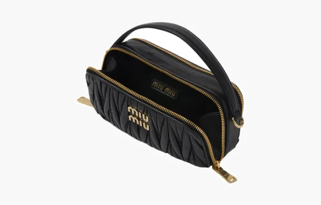 Сумки Miu Miu Matelasse Nappa Leather Shoulder Bag «Black» черный