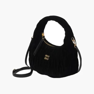 Сумки Miu Miu Wonder Matelasse Velvet Shoulder Bag «Black» черный